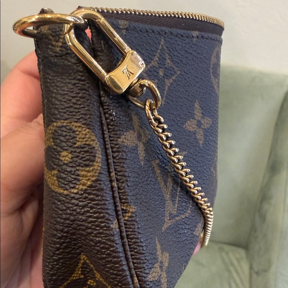 Authentic Louis Vuitton Mini Pochette - Picture 5 of 7
